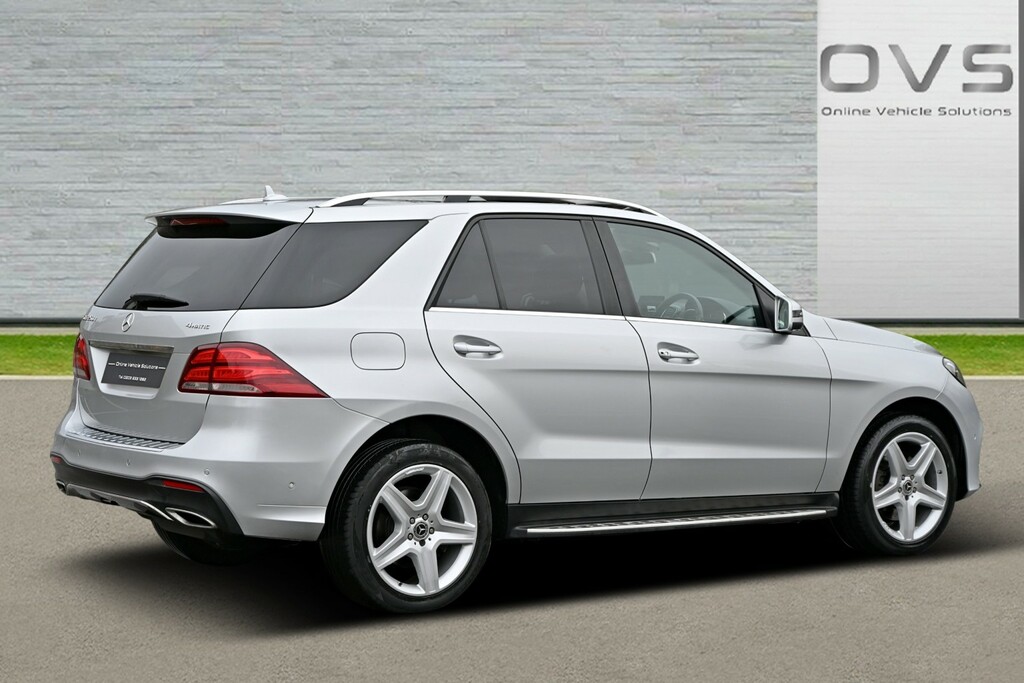 Mercedes-Benz GLE Class Suv 2.1 Gle250d Amg Line 2016 KN66DJZ Silver #3