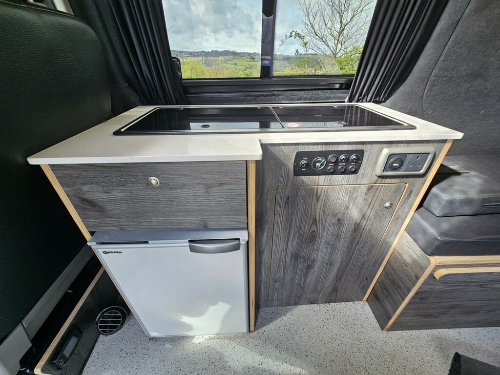 Volkswagen Campervan #28