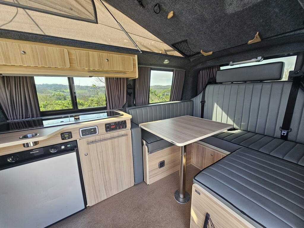 Volkswagen Campervan Silver #13