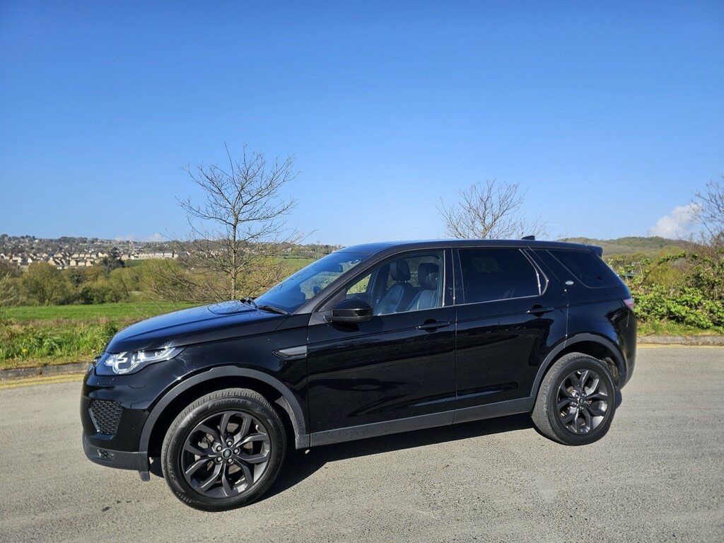 Land Rover Discovery Sport 2.0 Td4 Landmark 7 Seater Black