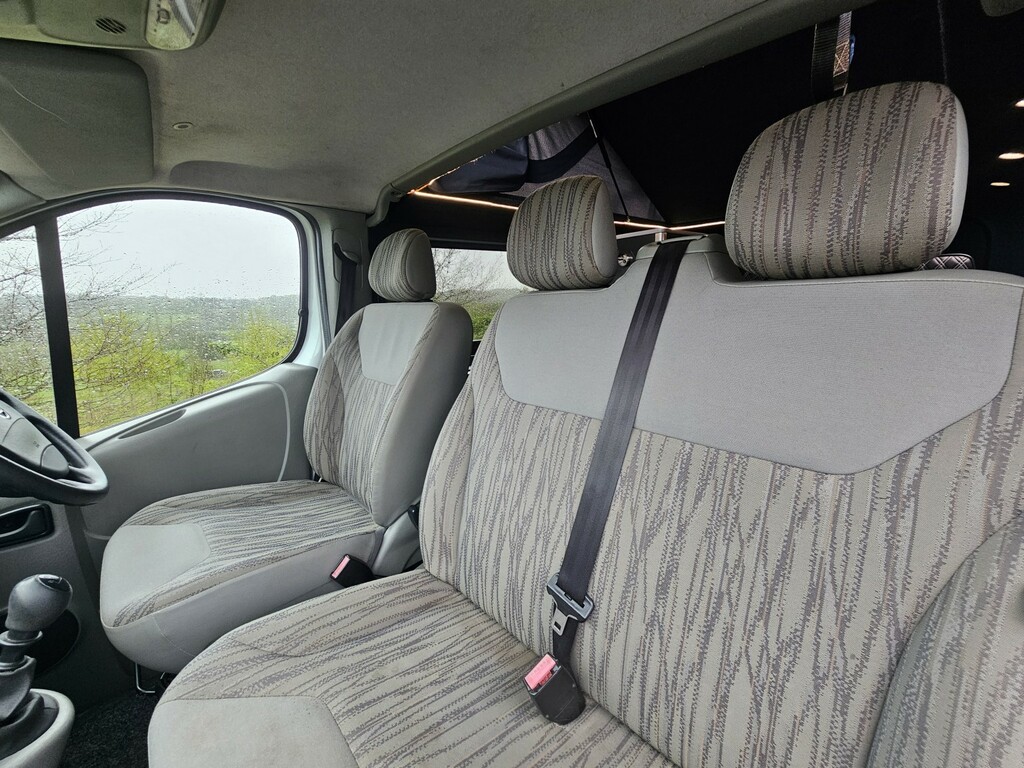Nissan Primastar 2.0 Dci 3000 Se L2 H2 Silver #25