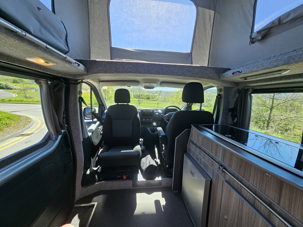 Renault Trafic 2.0 Dci Leisure Drive Pop Top Campervan Silver #4