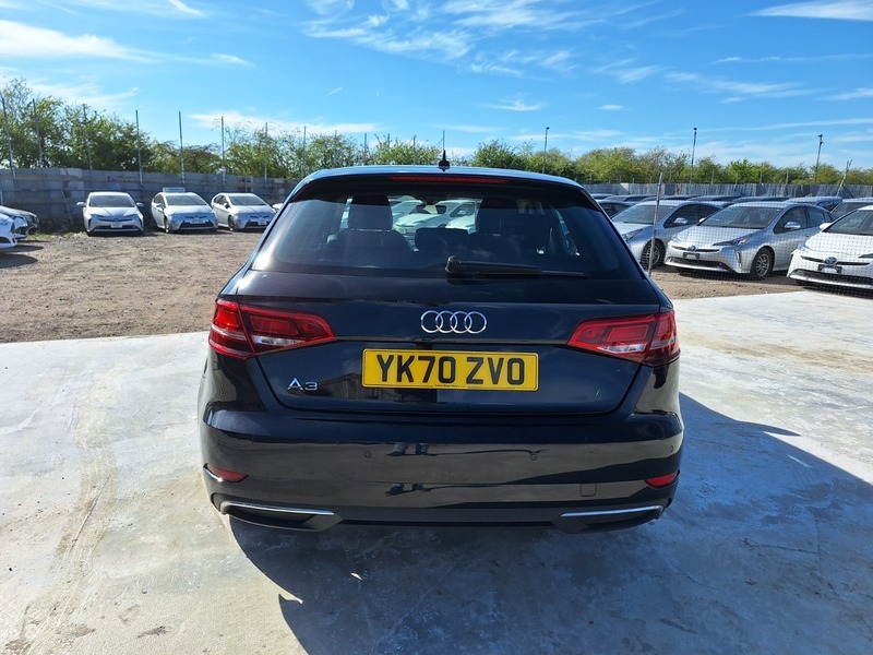 Audi A3 1.4 Tfsie 40 E-tron YK70ZVO Black #6