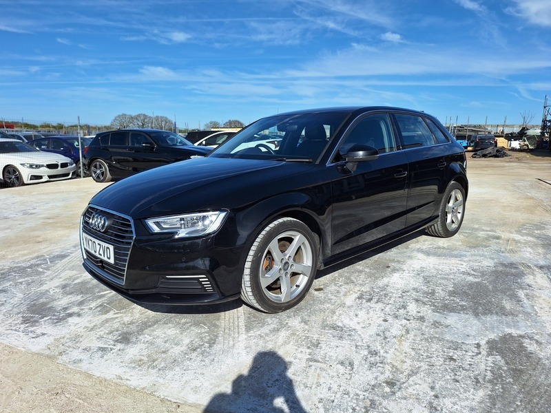 Audi A3 1.4 Tfsie 40 E-tron YK70ZVO Black #3