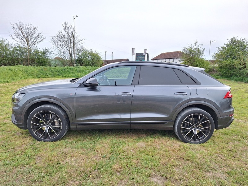 Audi Q8 e tron 3.0 Tfsie V6 55 ET23XBM Grey #4