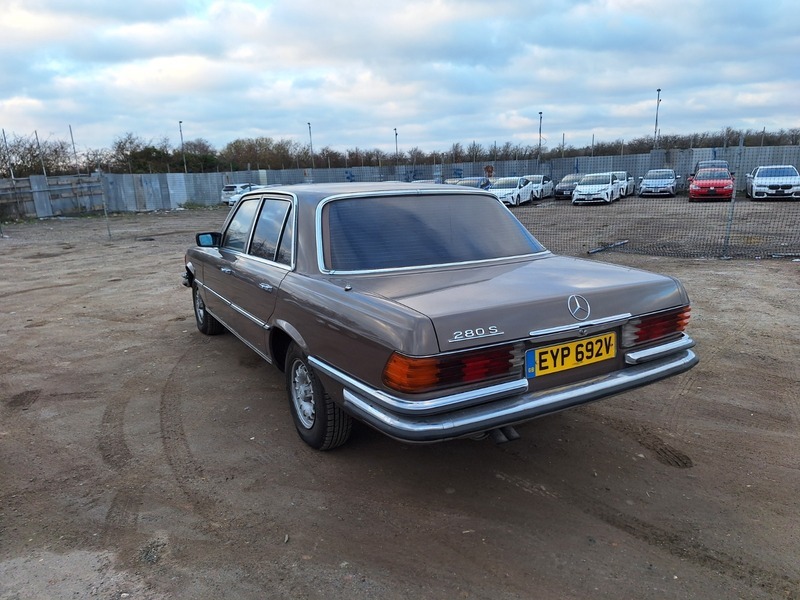Mercedes-Benz S Class Saloon Brown #5