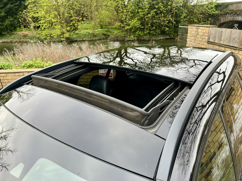Mercedes-Benz GLC Class Suv 2.1 Glc220d Amg Night Edition 2019 FX19PFJ Black #3