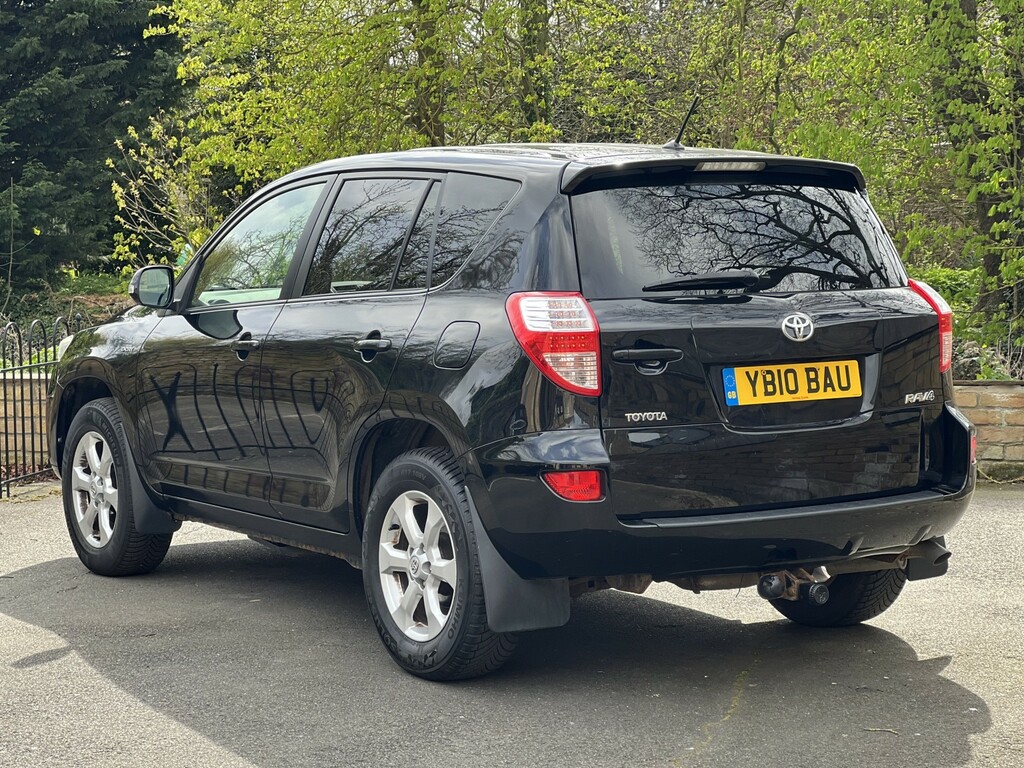 Toyota Rav 4 Suv 2.2 D-cat Xt-r 2010 Black #4