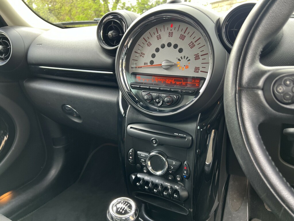 Mini Countryman Suv 1.6 Cooper All4 Countryman 2014 OY14LGF White #6