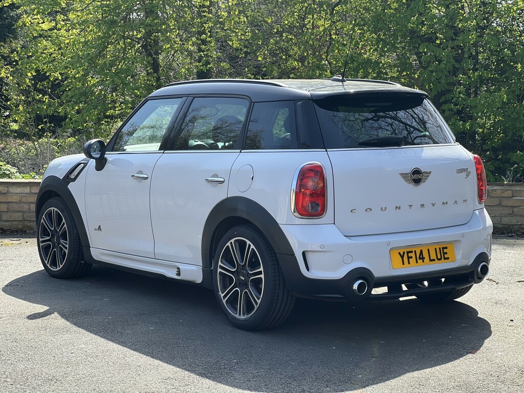 Mini Countryman Suv 2.0 Cooper Sd All4 Countryman 2014 YF14LUE White #4