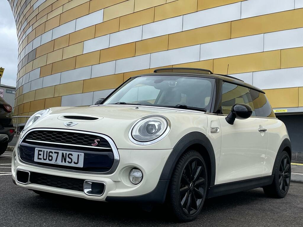Mini Hatch 2.0 Cooper S EU67NSJ White #2