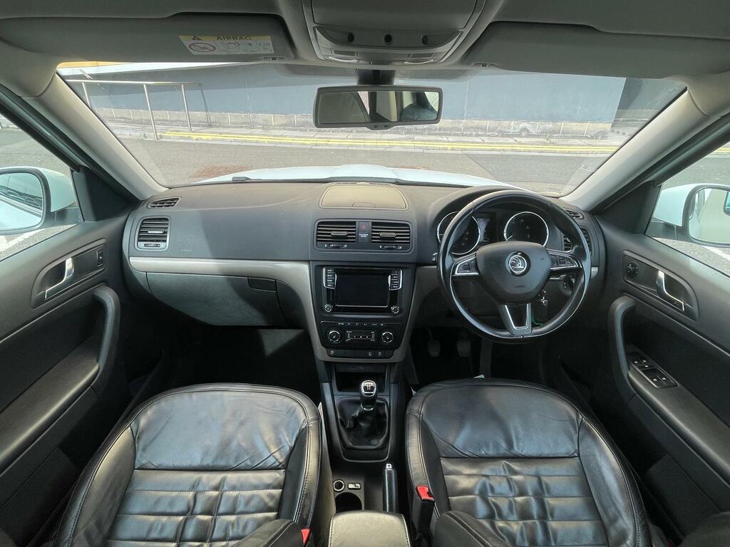 Skoda Yeti 1.6 Tdi Greenline II Elegance Suv Manua White #2