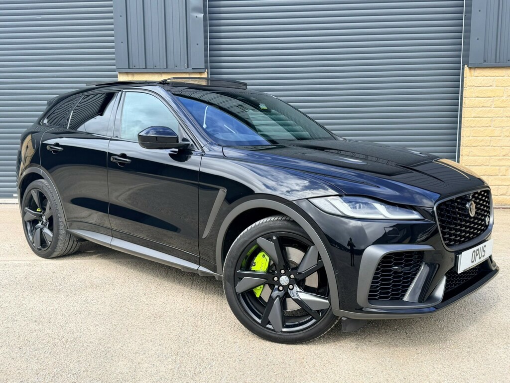 Jaguar F-Pace 5.0 P550 V8 Svr Black