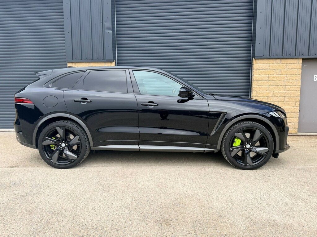 Jaguar F-Pace 5.0 P550 V8 Svr Black #2