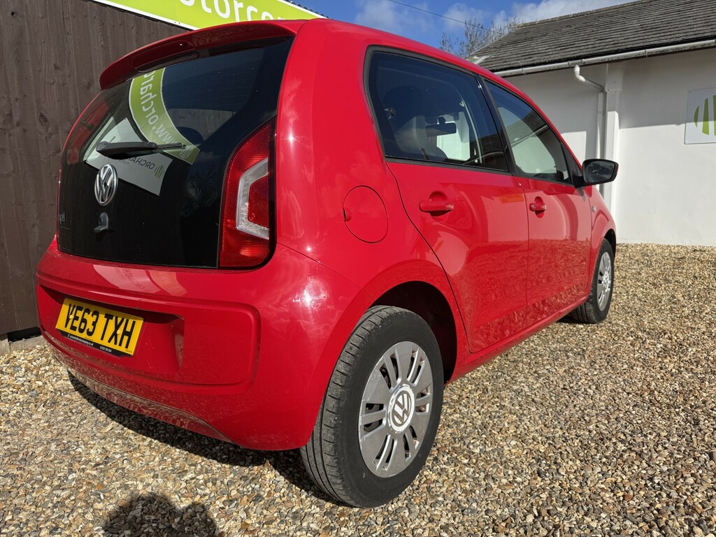 Volkswagen Up Hatchback 1.0 Move Up 2014 VE63TXH Red #6