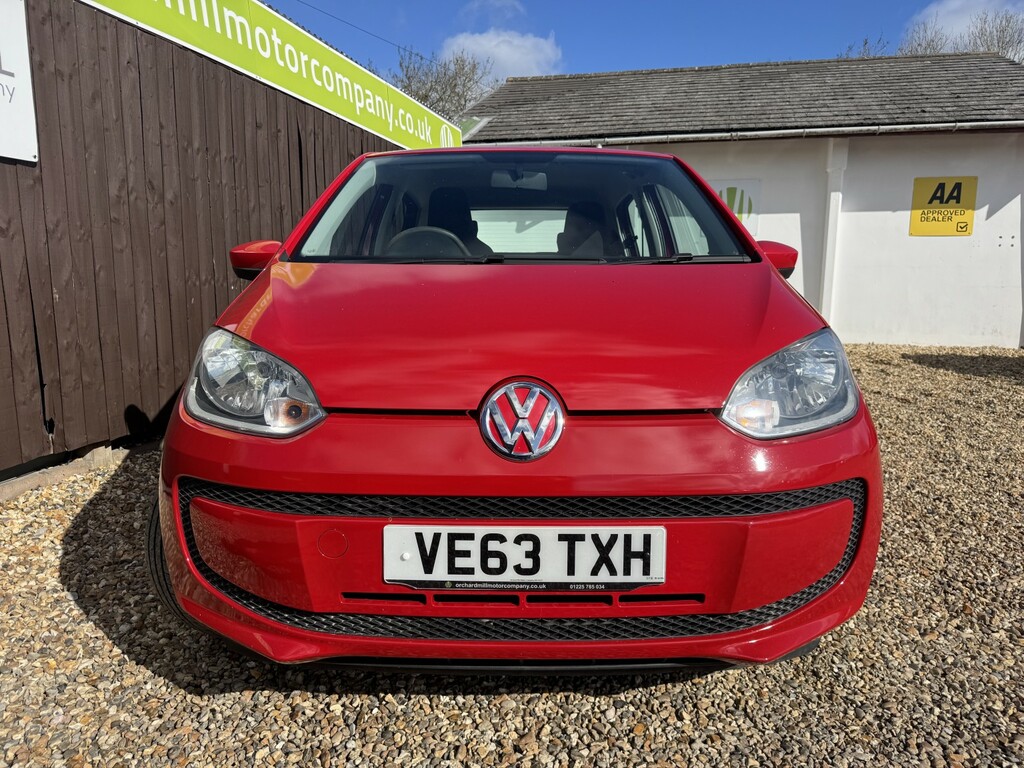 Volkswagen Up Hatchback 1.0 Move Up 2014 VE63TXH Red #2