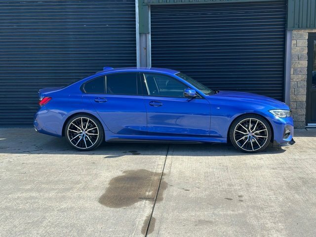 BMW 3 Series 320I M Sport Saloon MX71LVJ Blue #2