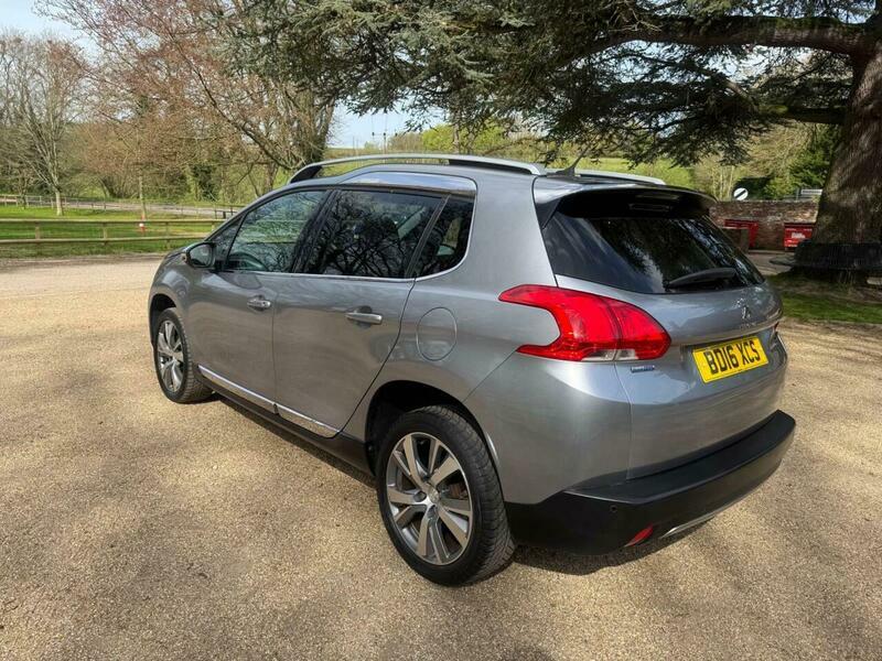 Peugeot 2008 1.6 Bluehdi Feline Euro Grey #4
