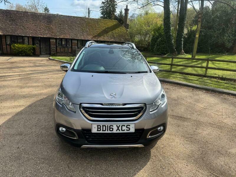 Peugeot 2008 1.6 Bluehdi Feline Euro Grey #3
