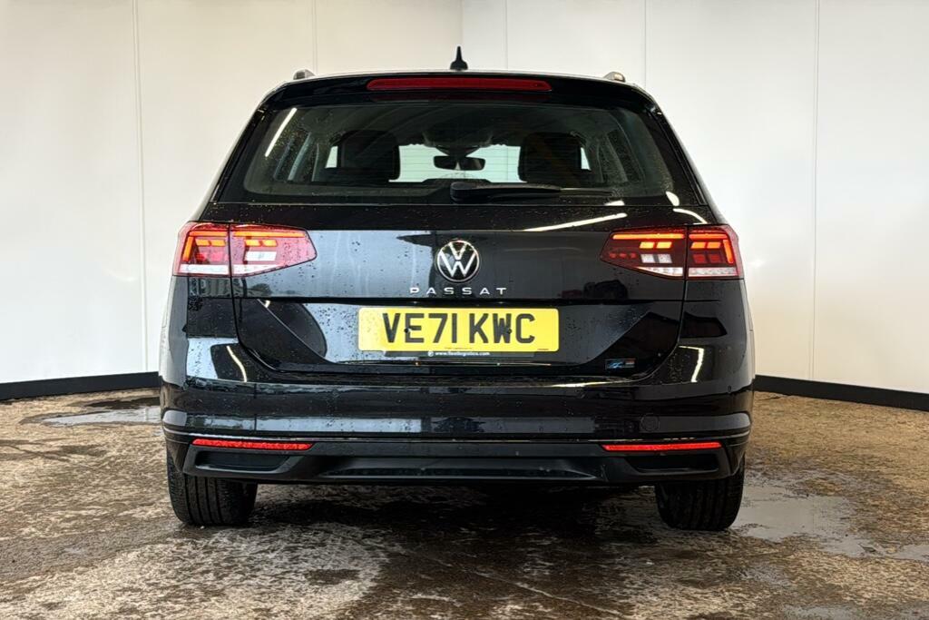Volkswagen Passat 2.0 Tdi Evo Se Nav Estate Euro 6 Black #6