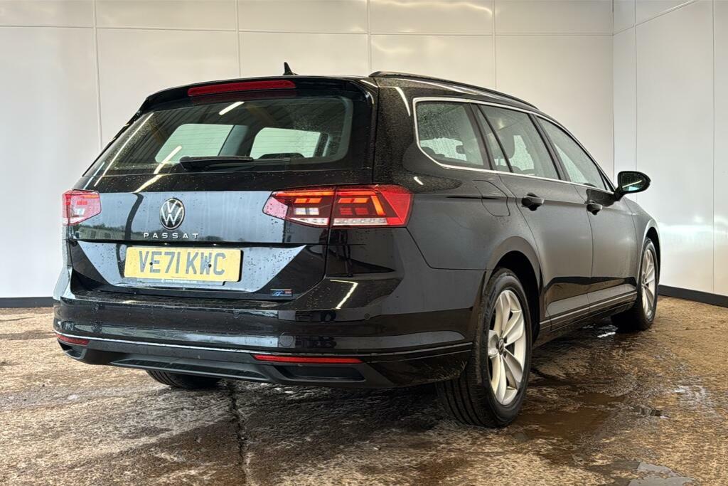 Volkswagen Passat 2.0 Tdi Evo Se Nav Estate Euro 6 Black #4