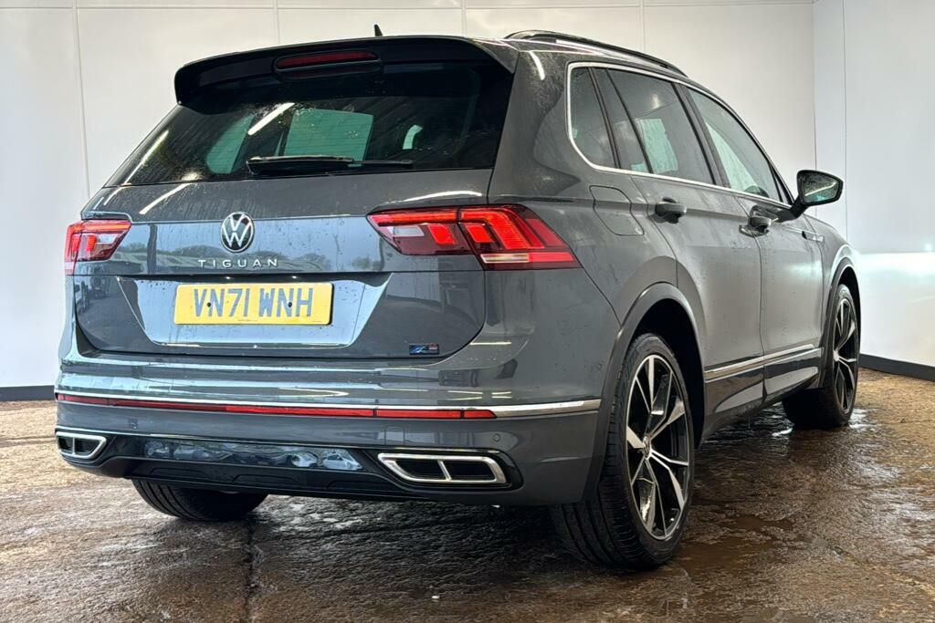 Volkswagen Tiguan 1.5 Tsi R-line Suv Dsg Euro 6 Ss 15 VN71WNH Grey #4