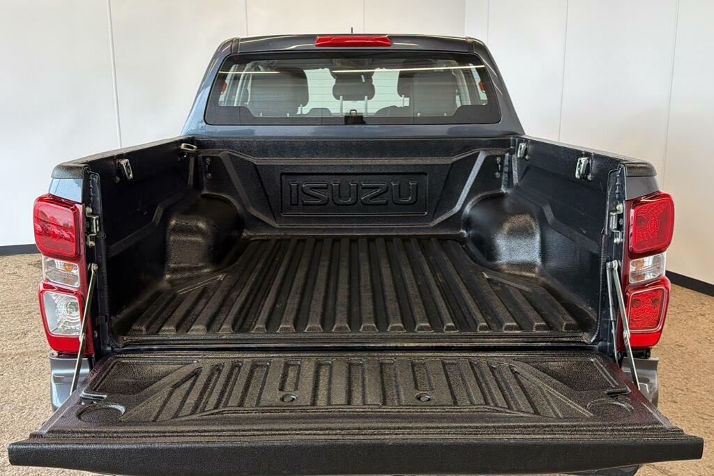 Isuzu D-Max 1.9 Td Dl20 Pickup Double Cab 4W WG73XHL Grey #4