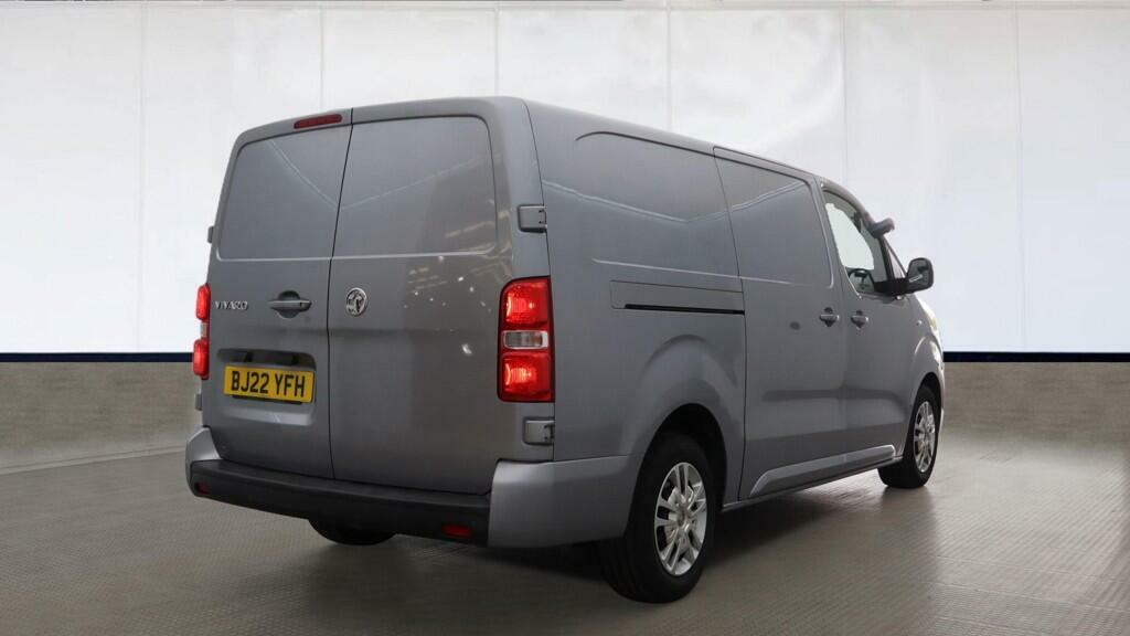 Vauxhall Vivaro 2.0 Turbo D 3100 Sportive Panel Van Man BJ22YFH Silver #4
