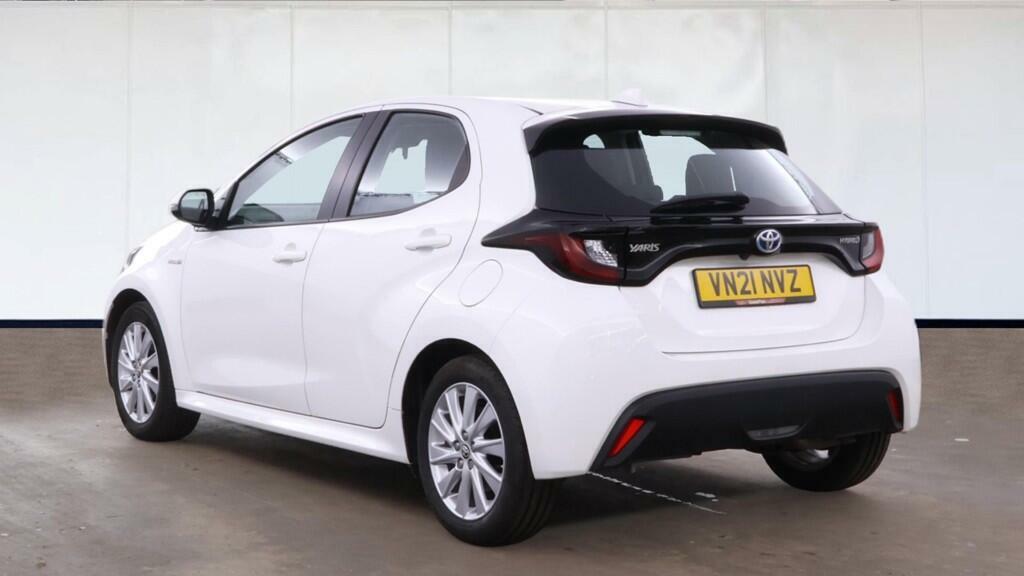 Toyota Yaris 1.5 Vvt-h Icon Hatchback Hybrid E-cvt E VN21NVZ White #4