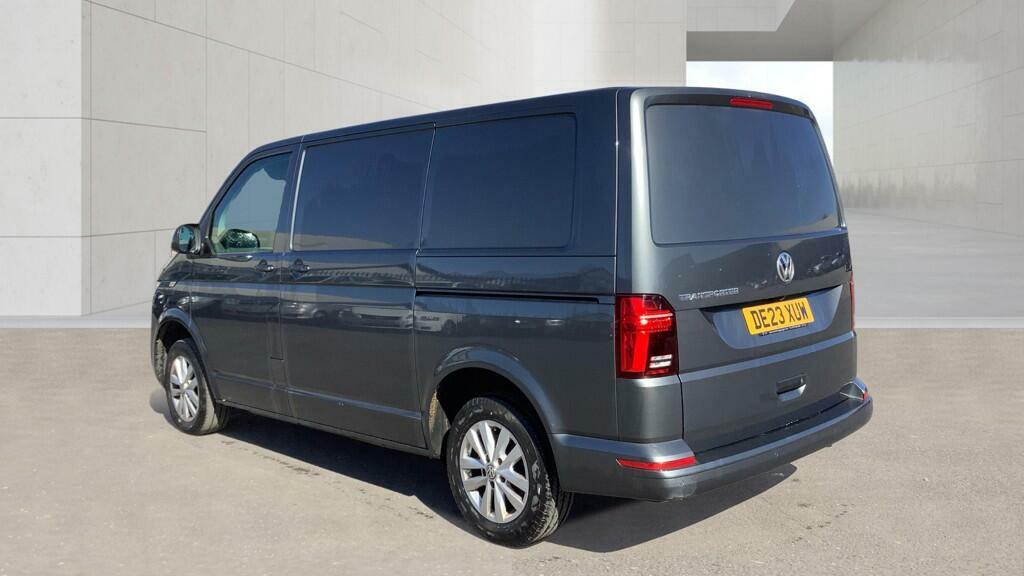 Volkswagen Transporter 2.0 Tdi T28 Highline Panel Van Dsg Fwd DE23XUW Grey #3