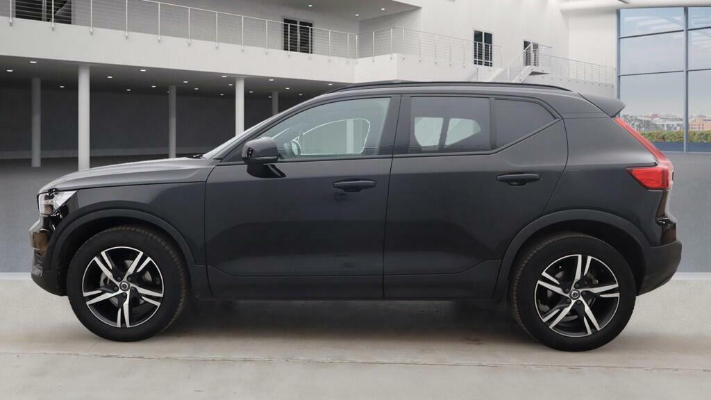 Volvo XC40 1.5 T3 R-design Suv Euro 6 Ss KV22WZL Black #5