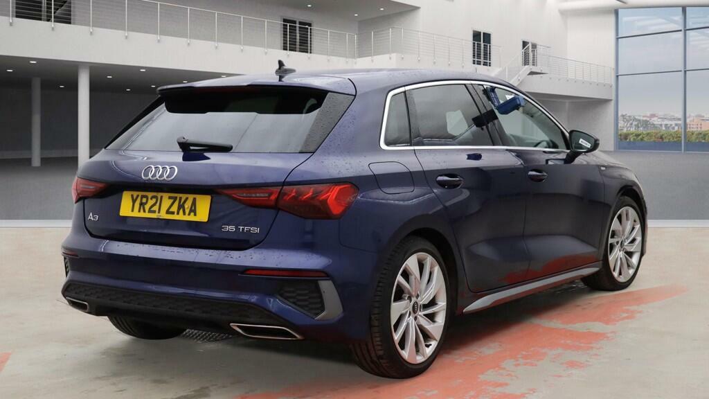 Audi A3 1.5 Tfsi 35 S Line Sportback S Tronic E Blue #4