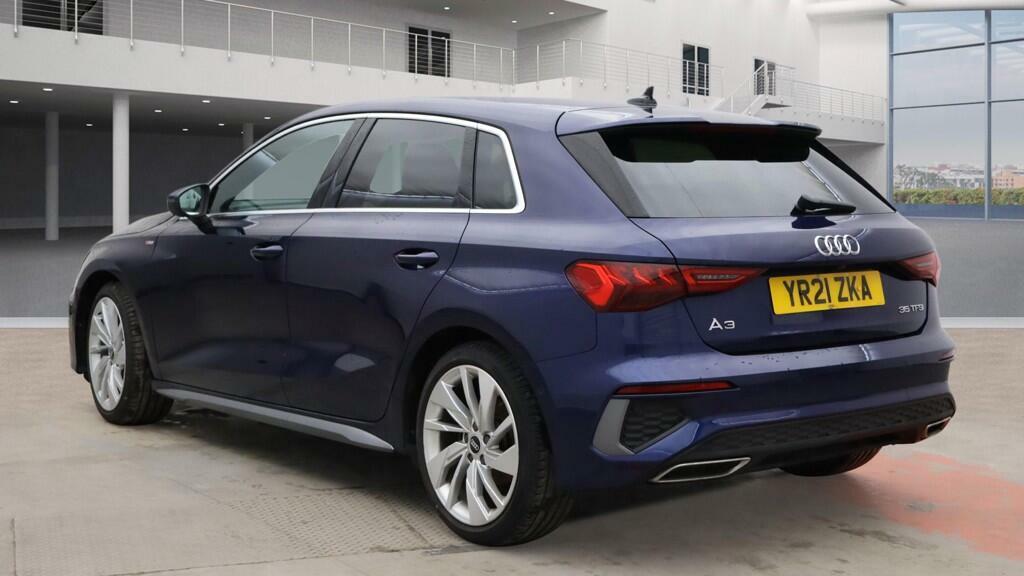 Audi A3 1.5 Tfsi 35 S Line Sportback S Tronic E Blue #2