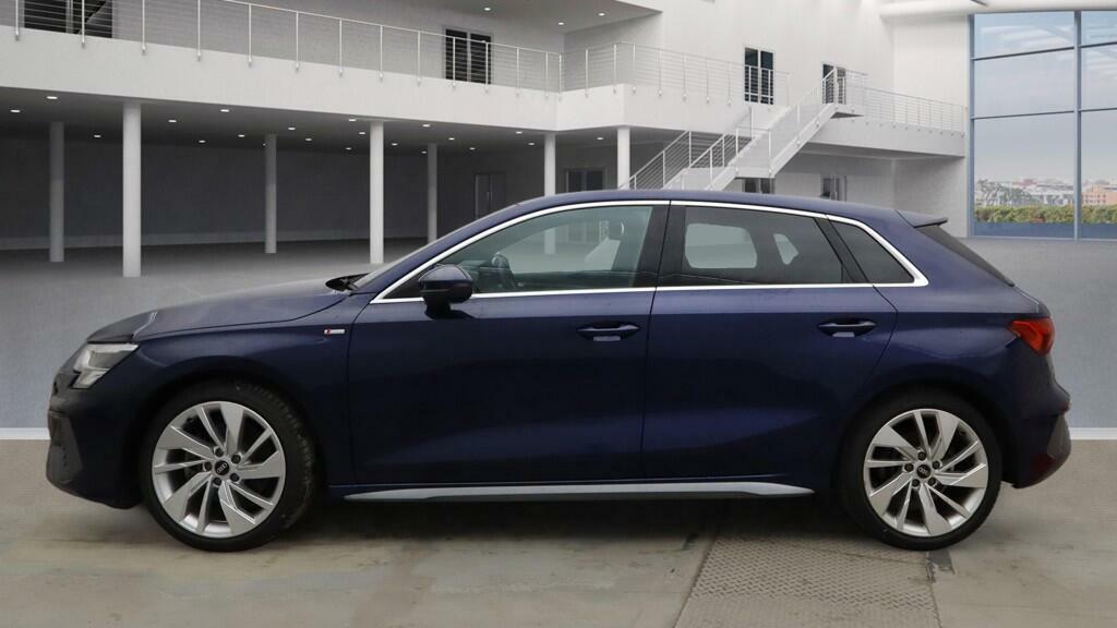 Audi A3 1.5 Tfsi 35 S Line Sportback S Tronic E Blue #5
