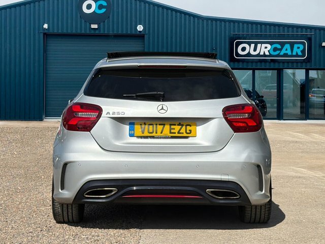 Mercedes-Benz A Class 2017 2.0 A250 Amg Premium Hatchback 7 VO17EZG Silver #4