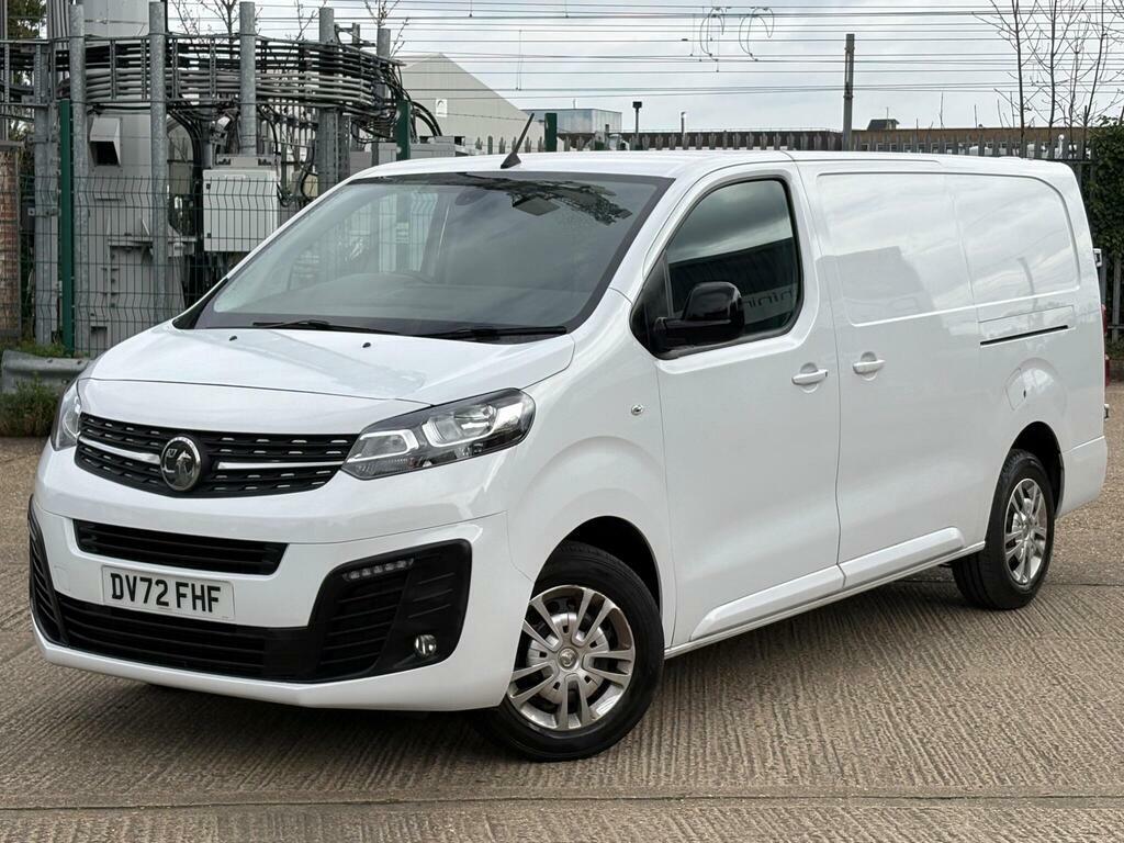 Vauxhall Vivaro 1.5 Turbo D 2900 Sportive L2 H1 Euro 6 S S White