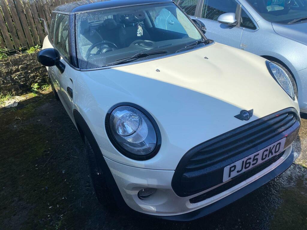 Mini Hatch 1.5 Cooper D Euro 6 Ss 201565 PJ65GKO White #2