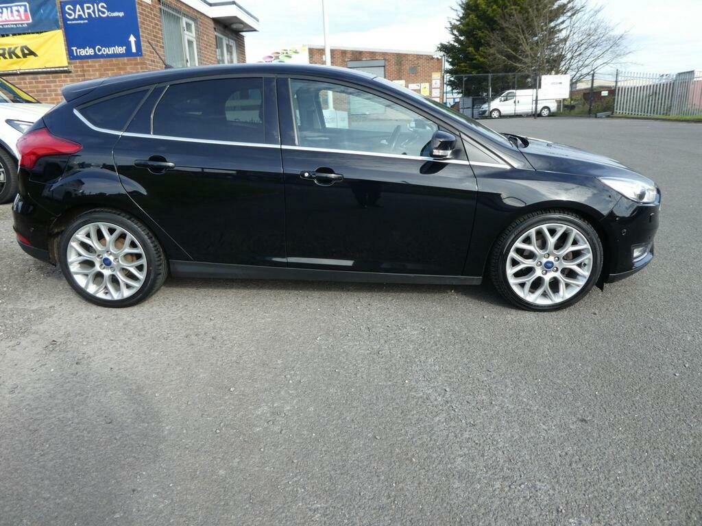 Ford Focus 1.0T Ecoboost Titanium X Euro 6 S S RX17EHB Black #4