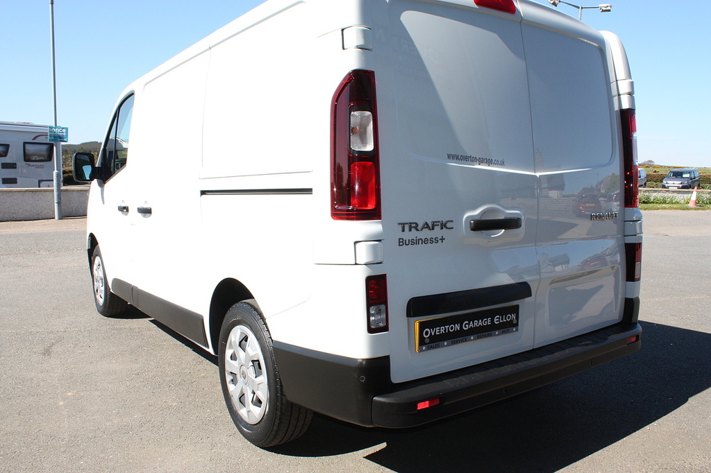 Renault Trafic Business Sl30 Dci 130 HV72ZRO White #5