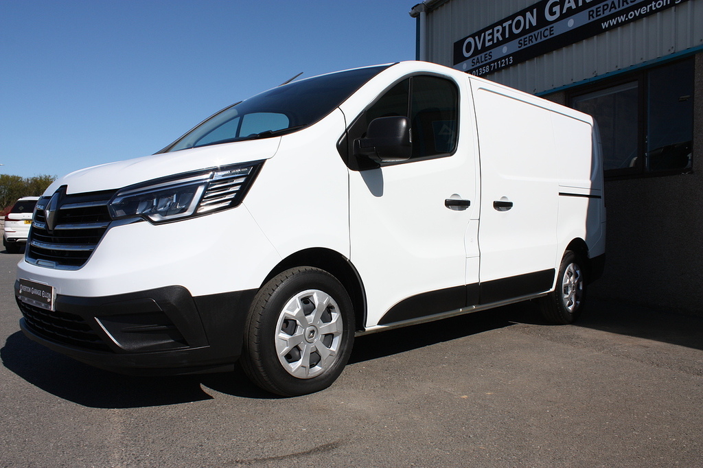 Renault Trafic Business Sl30 Dci 130 HV72ZRO White #2