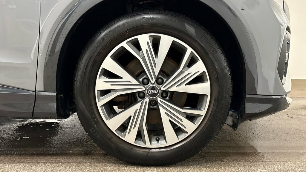 Audi Q4 E Tron Suv LO72YDB Grey #5