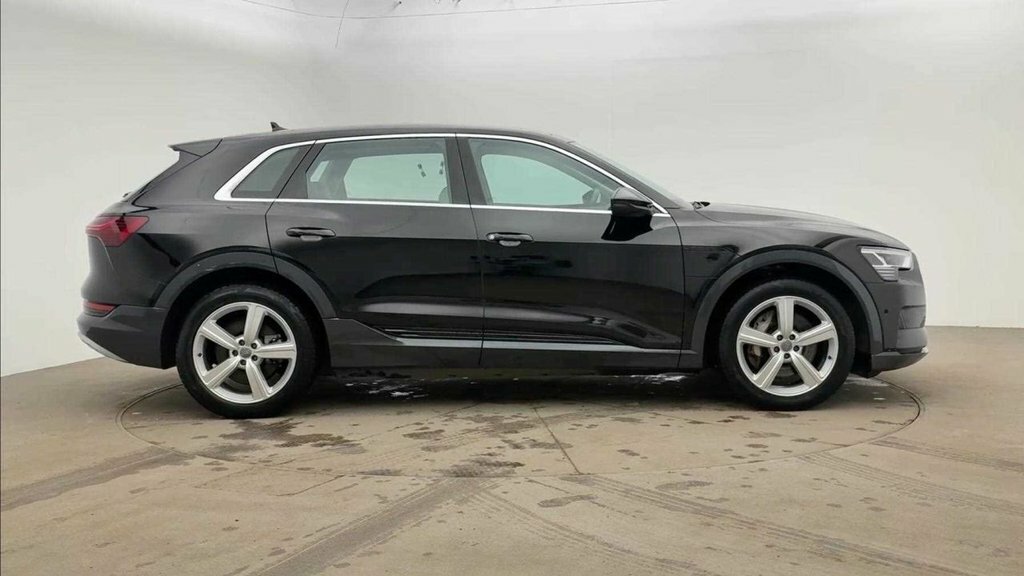 Audi E-tron Suv YC20GYT Black #5
