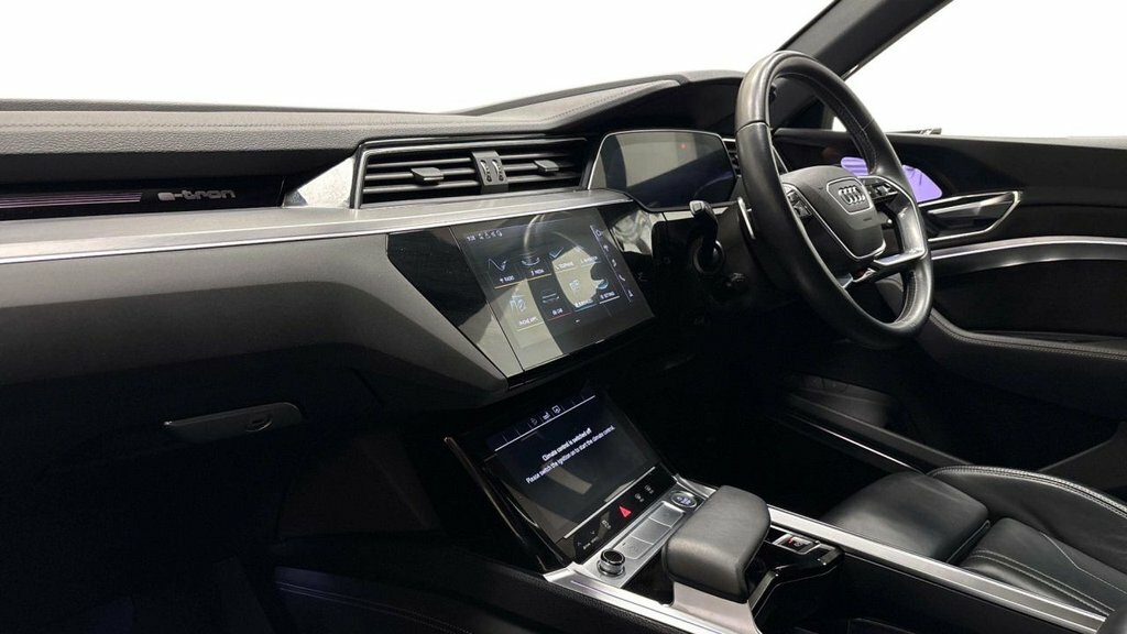 Audi E-tron Suv WU22KVO Black #3