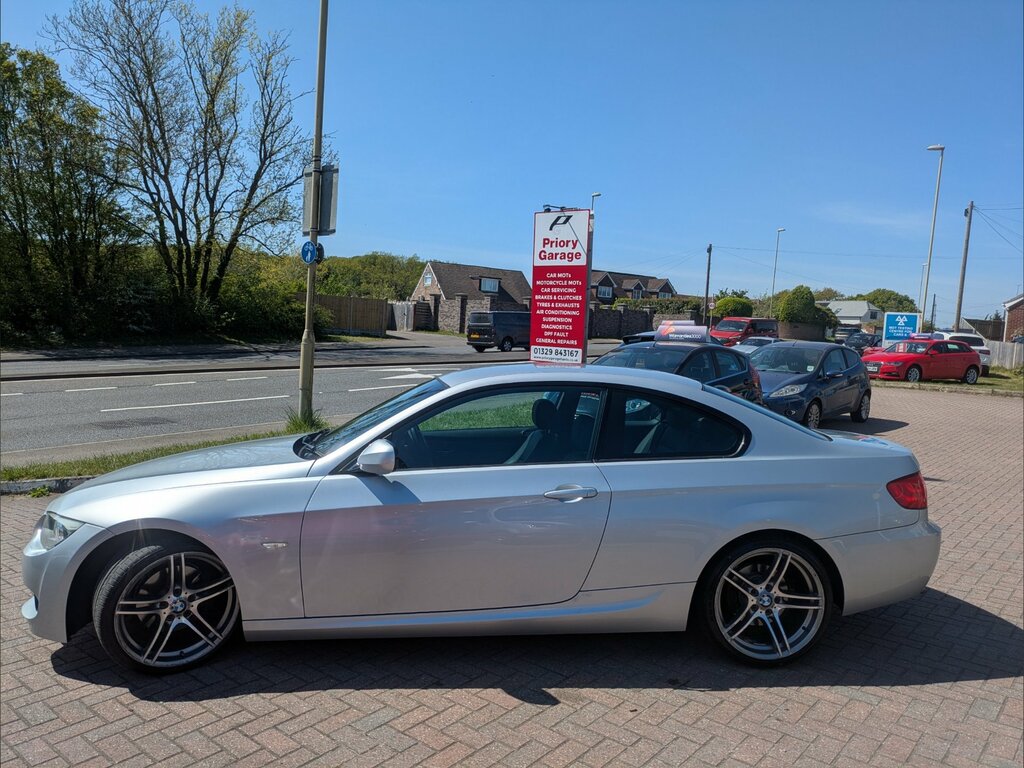 BMW 3 Series 2.0 320D M Sport Coupe Euro 5 S LJ61ANU Silver #4