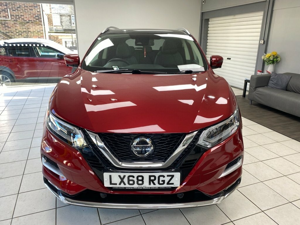 Nissan Qashqai 1.2L Tekna Red #2