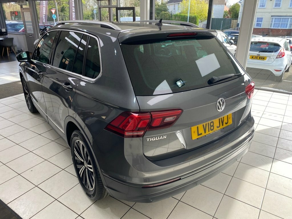 Volkswagen Tiguan 1.4L Se Navigation Grey #6