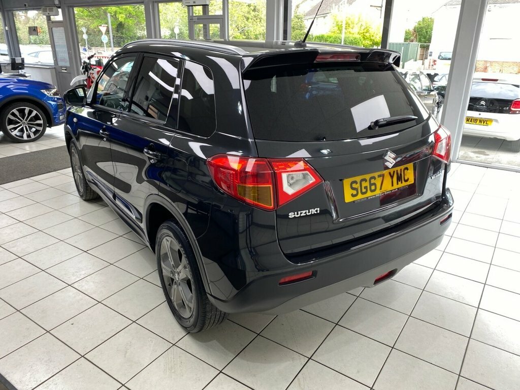 Suzuki Vitara 1.6L Sz-t Black #6