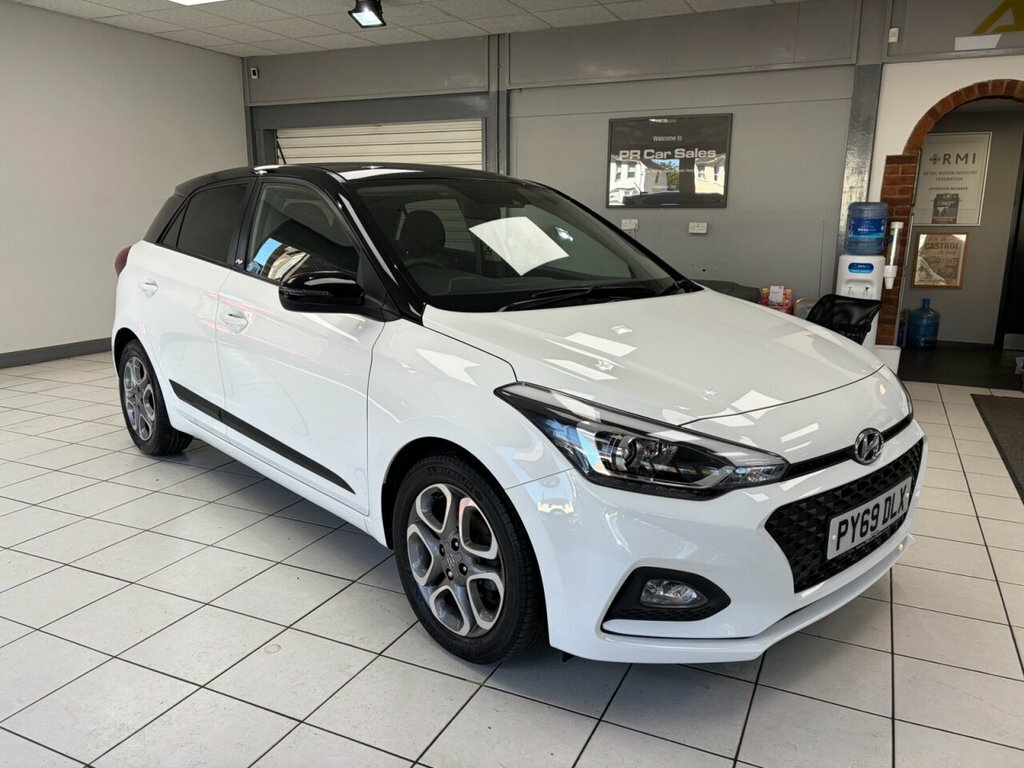 Hyundai I20 1.2L Play PY69DLX White #4