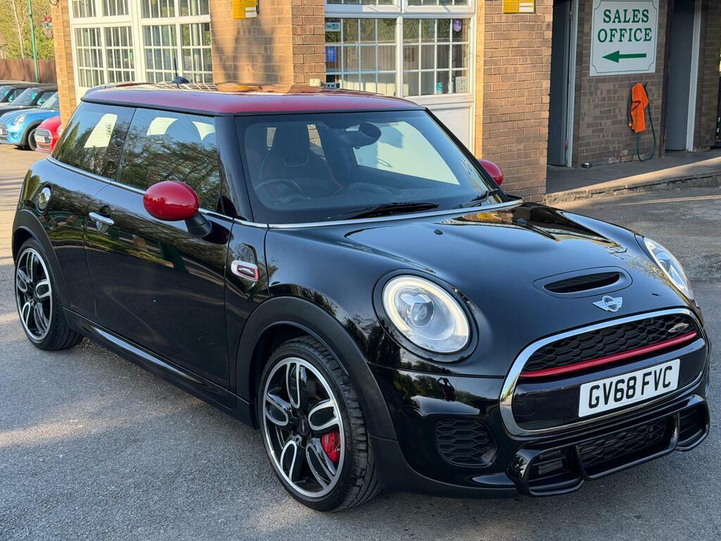 Mini Hatch 2.0 John Cooper Works Hatchback Black #4