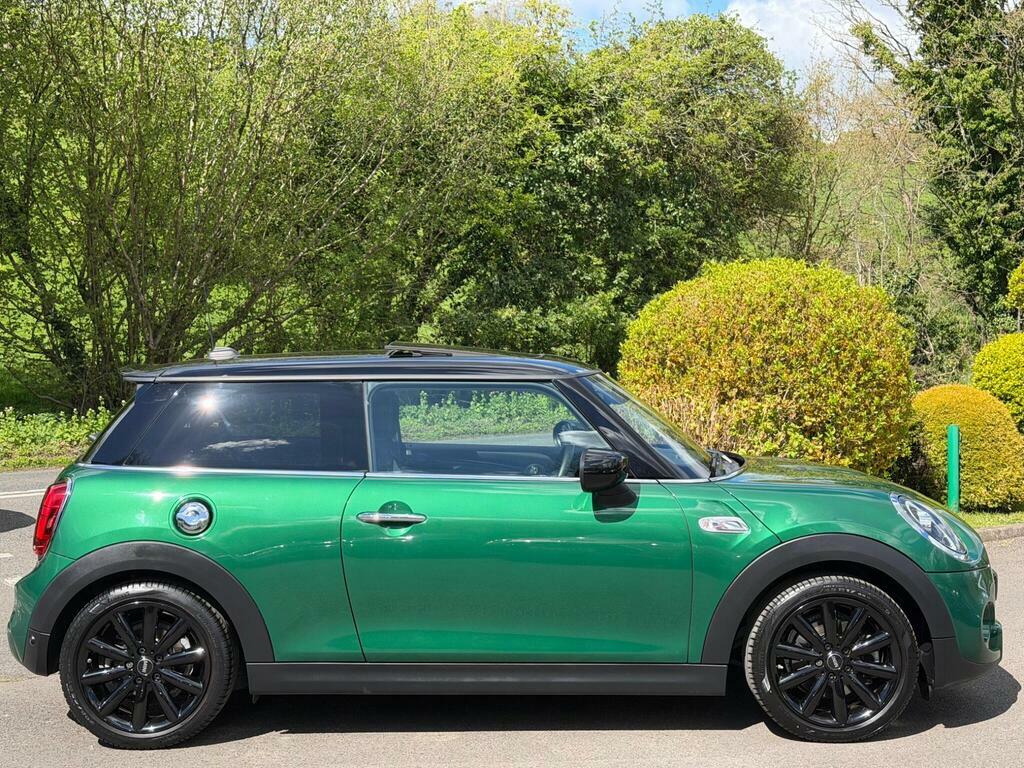 Mini Hatch 2.0 Cooper S Classic Euro 6 S S V020VMM Green #2